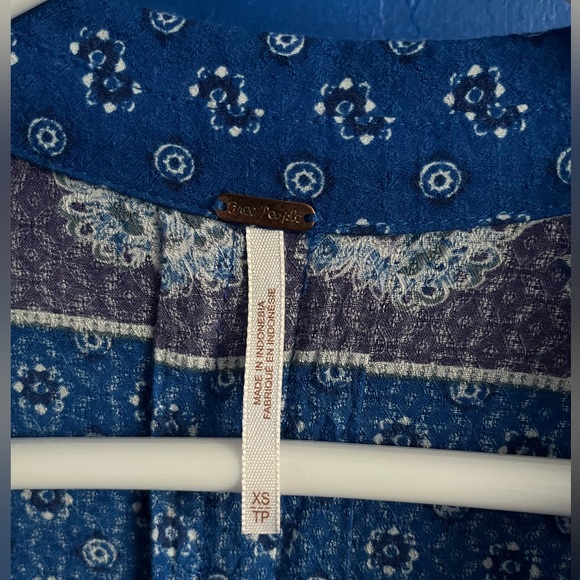 Beach blouse - Picture 3 of 3